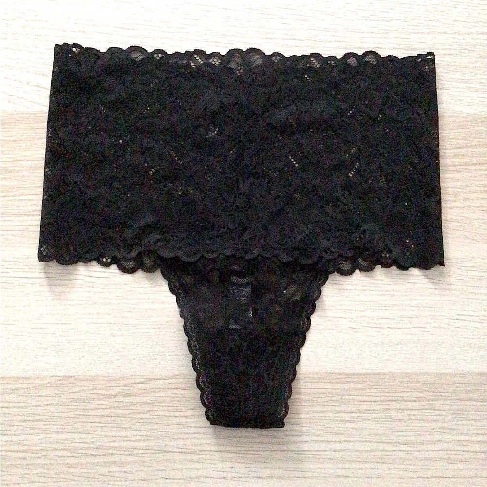 Aerie lace thong panty NWOT